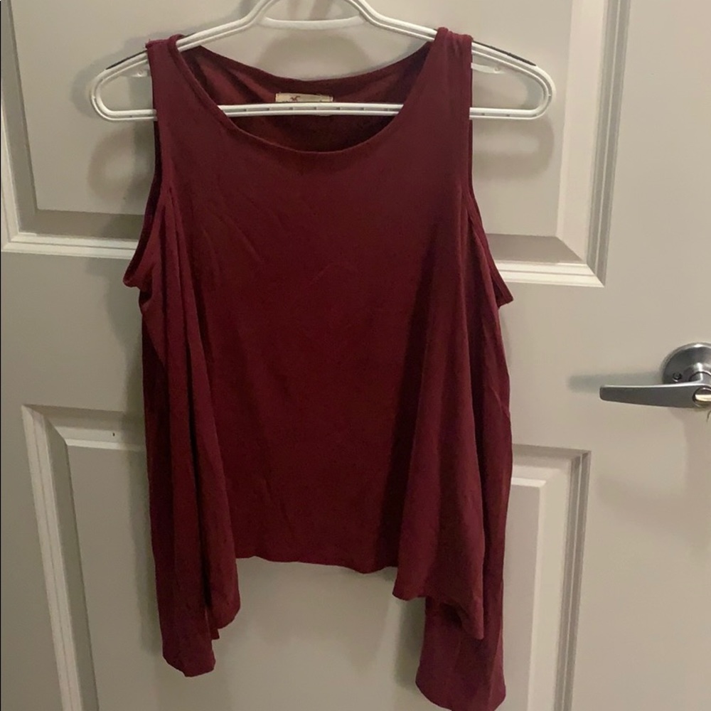 Cute burgundy top